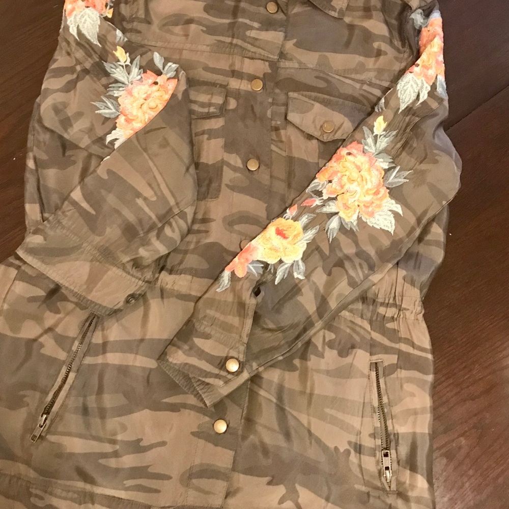 Johnny Was military jacket😍